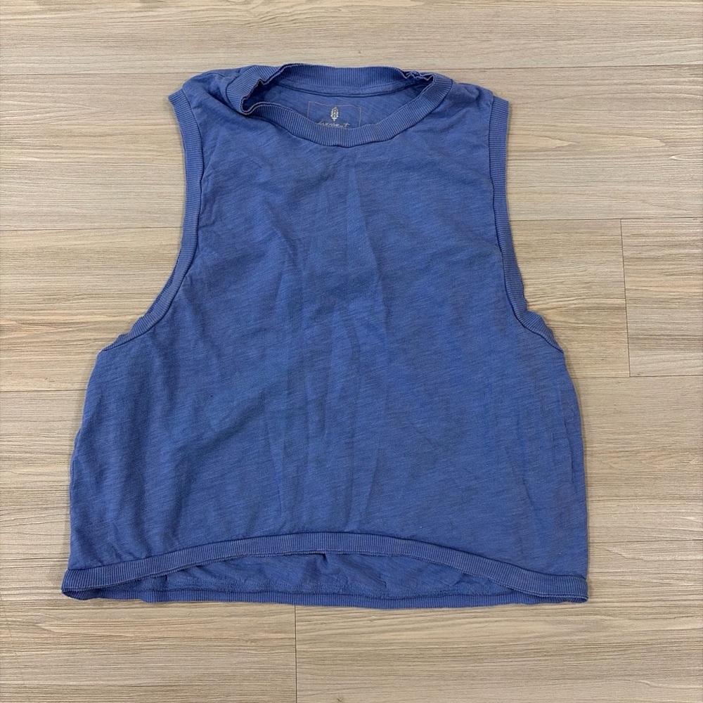 Muscle tank top